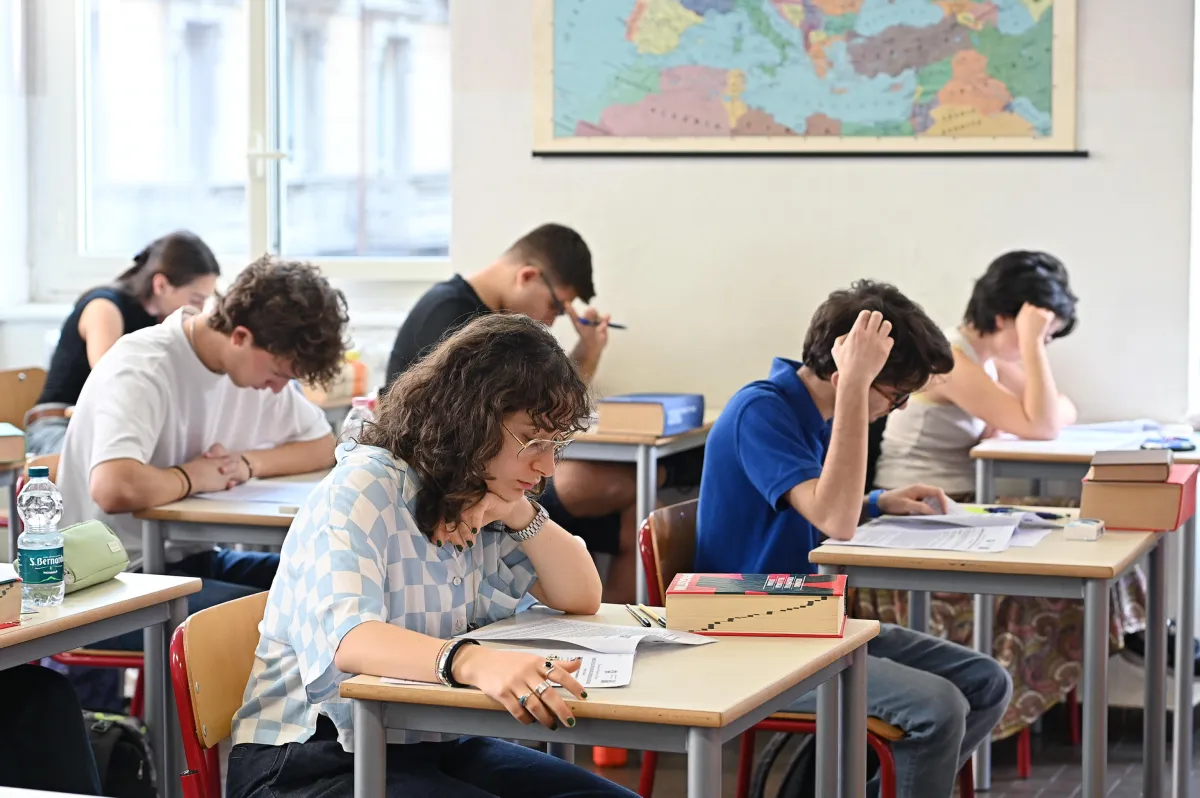 Maturità 2025, Valditara firma l’ordinanza: quando ci saranno e cosa cambia da quest’anno