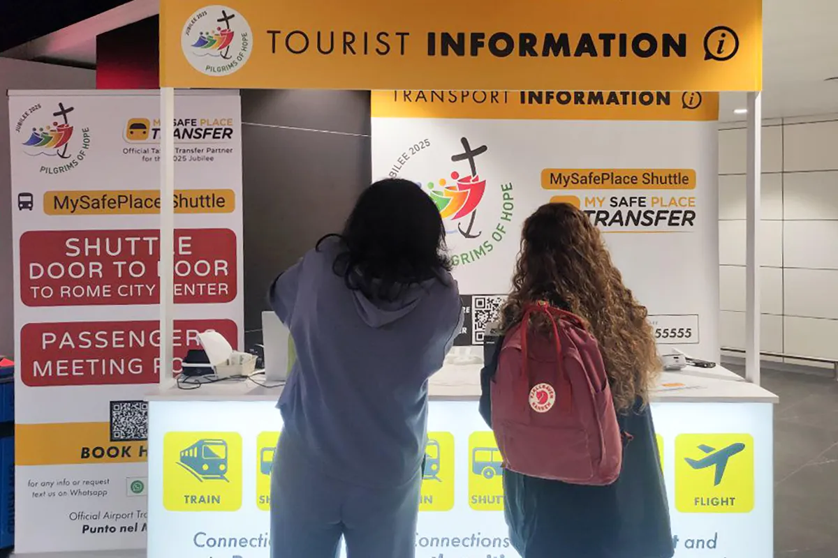 Aeroporto di Perugia, più controlli su denaro contante e alimenti non conformi