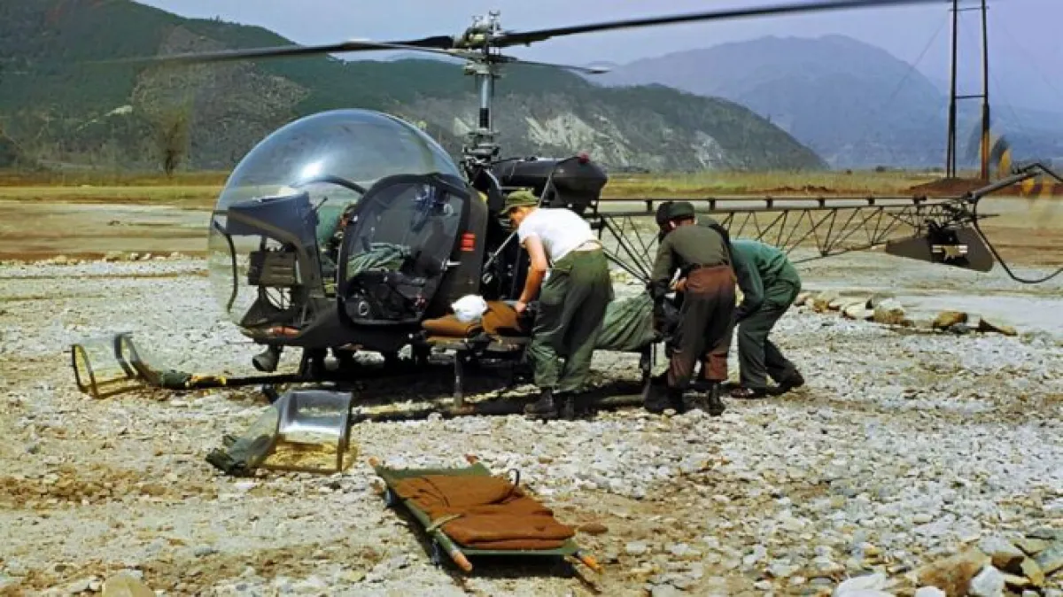 Dalla Corea all’Irpinia: la storia dimenticata dell’elisoccorso moderno nel nuovo libro di Marco Petrelli