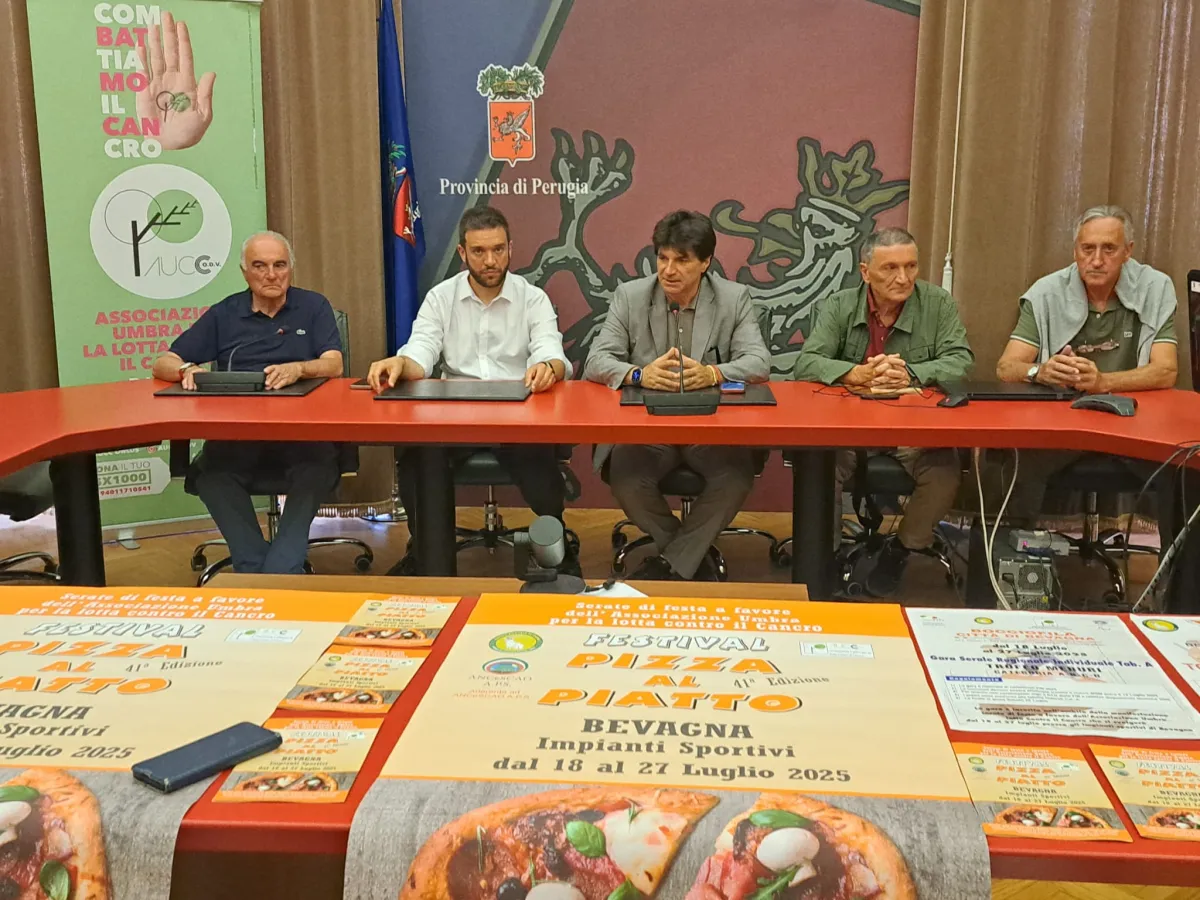 ⁠Aucc, a Bevagna torna il Festival della pizza al piatto per lottare contro il cancro