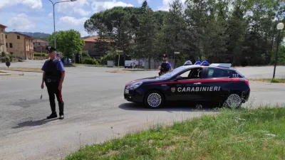 Magione, sorpreso con la droga in auto: arrestato giovane albanese