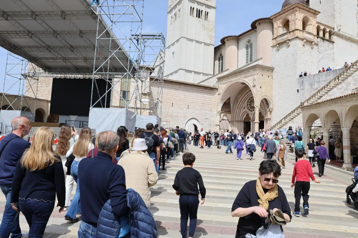 Assisi si prepara a un'ondata di giovani pellegrini per il Giubileo: ecco i dati