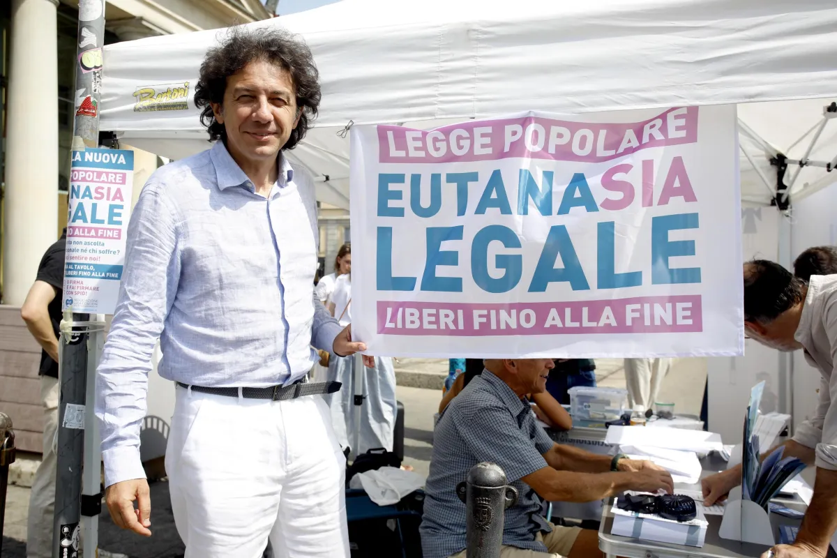 Marco Cappato rilancia la battaglia di Laura Santi: "La politica deve ascoltare"