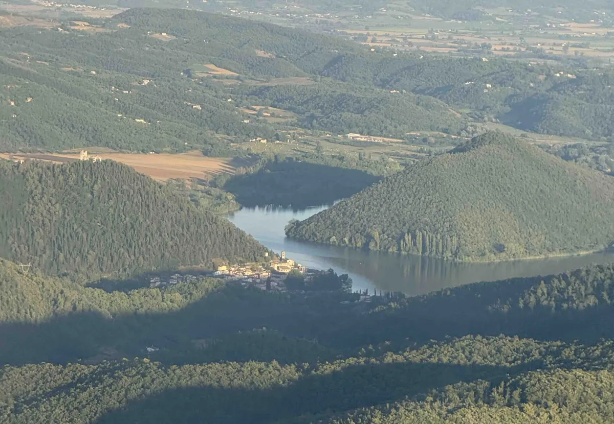 Turismo lento in Umbria: così i cammini diventano leva di rinascita