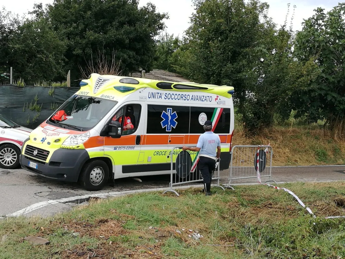 Terni, 12enne cade da una finestra al primo piano: indagini in corso