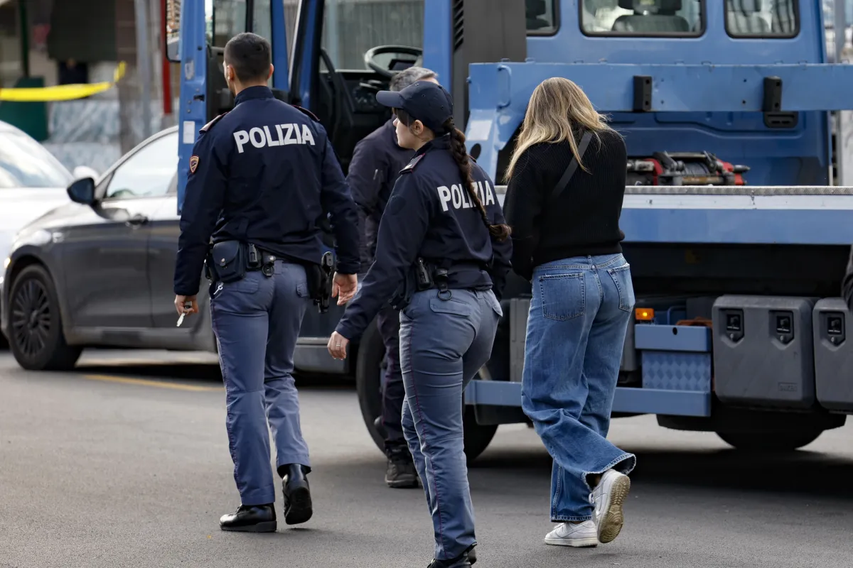 Perugia, tentata rapina in gioielleria: titolare mette in fuga i ladri