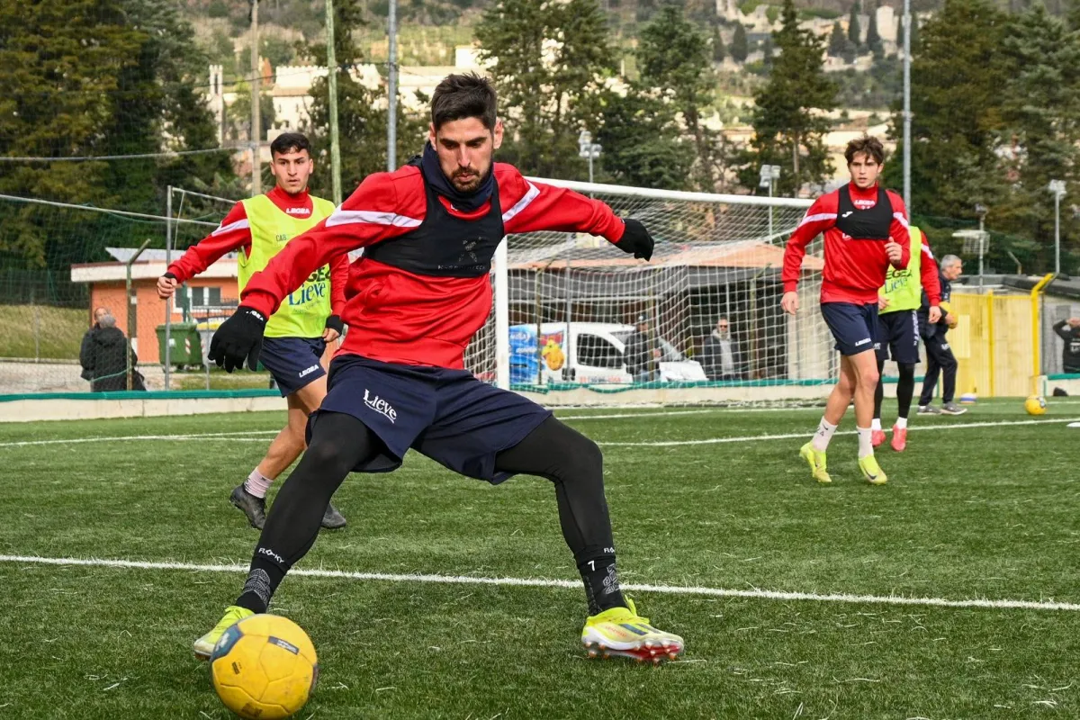 Gubbio, ufficiale: Corsinelli ceduto a titolo definitivo al Ravenna