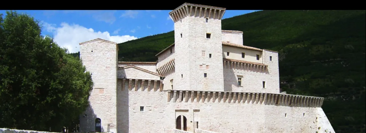 Visite guidate alla Rocca Flea di Gualdo Tadino: viaggio tra arte, storia e cultura medievale