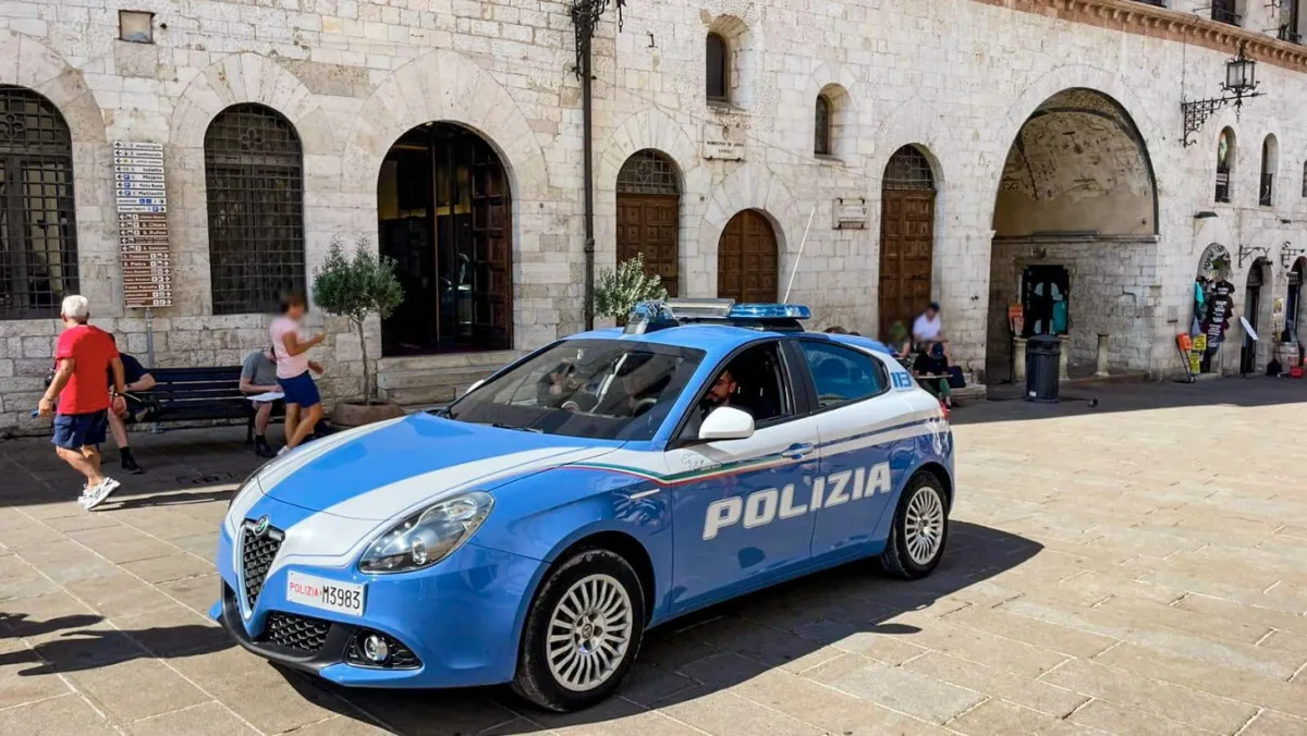 Assisi, finge di essere la figlia: denunciato 25enne recidivo per truffa ad anziano