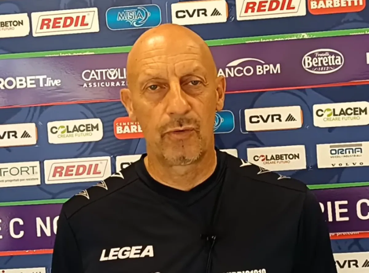 Latina-Gubbio, Di Carlo carica i rossoblù: “Test importante, voglio vedere coraggio e carattere”