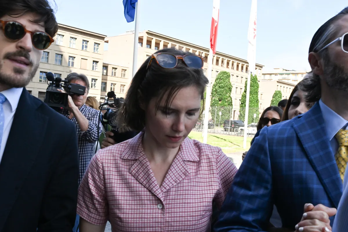 In uscita la miniserie su Amanda Knox. Legale famiglia Kercher: "Lei ne ha sempre fatto una fonte di guadagno"