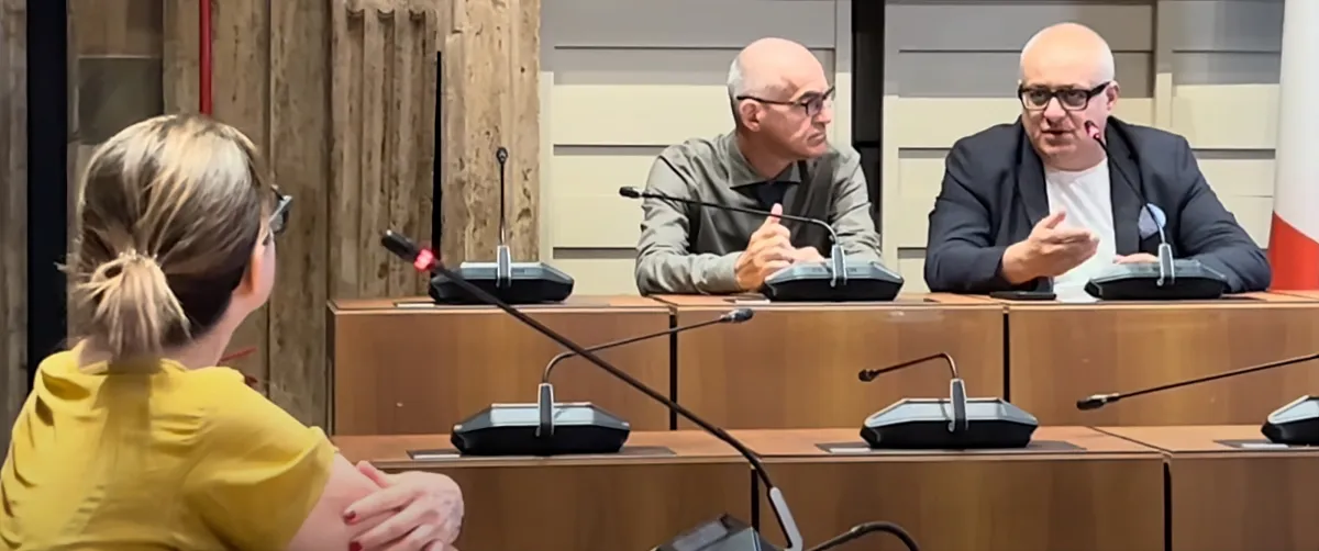 Palazzo Spada, il primo confronto tra giunta e cittadini. Corridore: “Nuove piantumazioni a novembre alla Passeggiata”