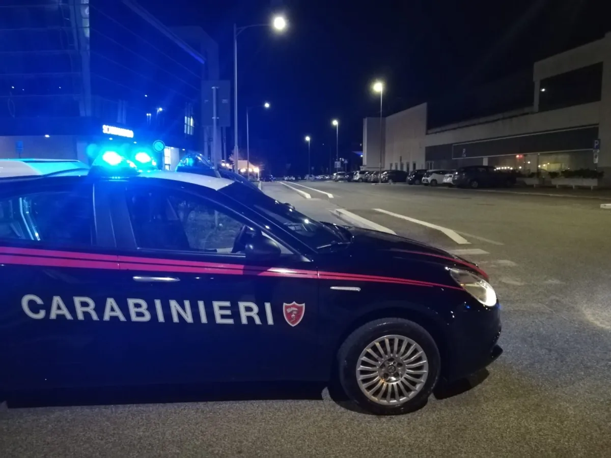 Aggressione al Pronto Soccorso di Terni: paziente 19enne colpisce tre infermieri, arrestata dai Carabinieri