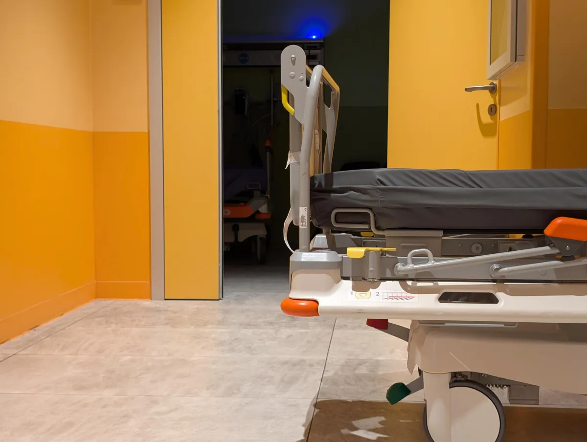 Pronto soccorso di Terni: stop alle barelle, più cure e comfort