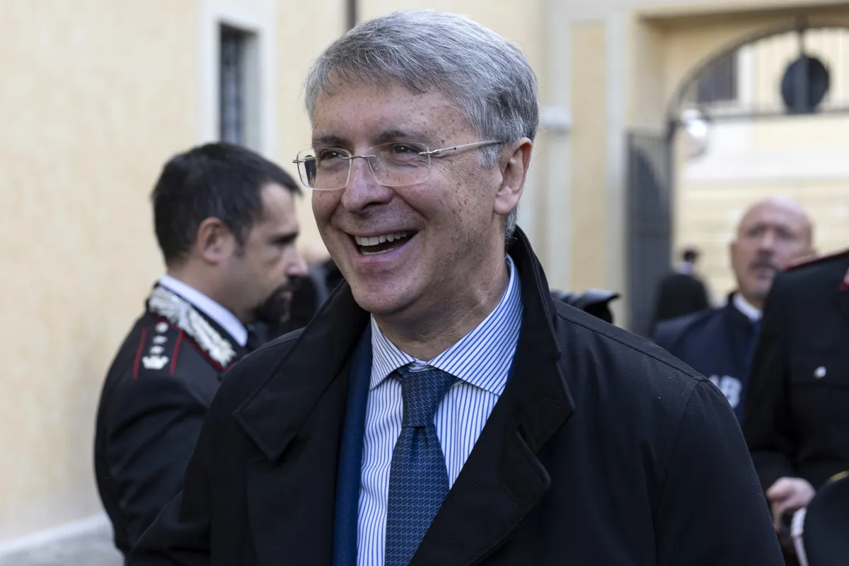 Cantone ricorda Armani: “Alla Casa Bianca lo conoscevano tutti”