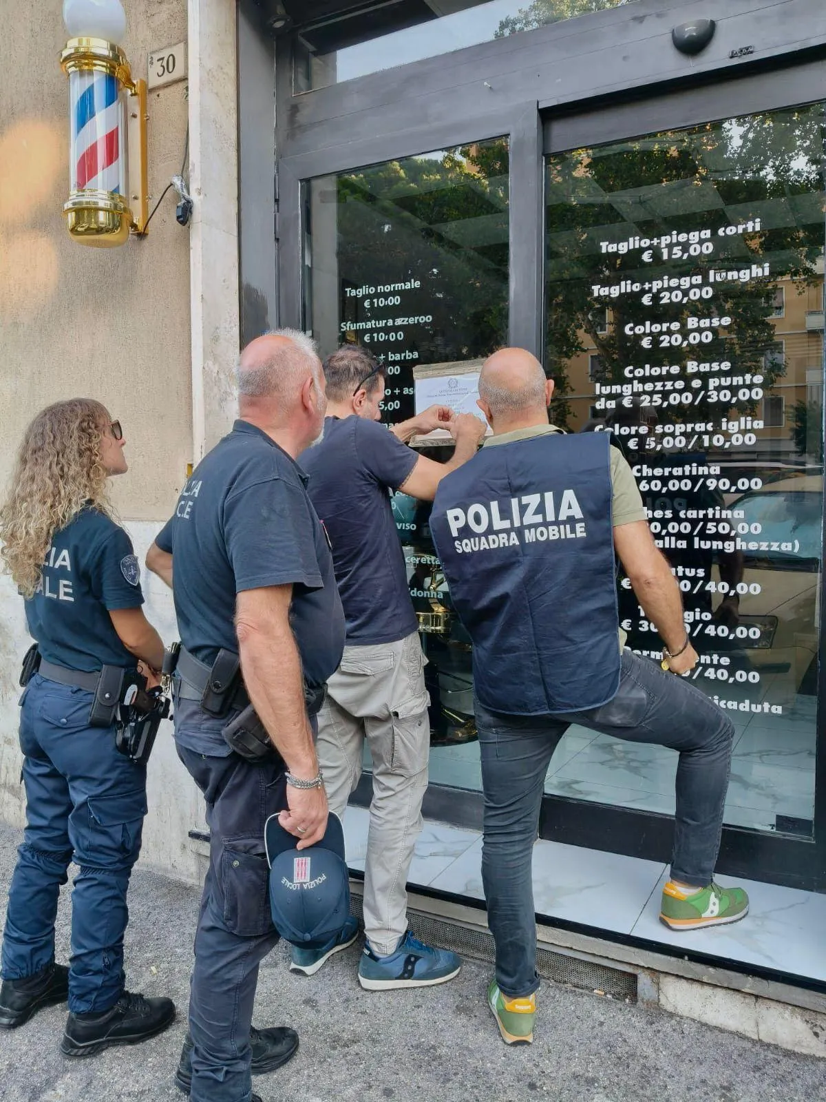 Terni, chiusura storica di tre saloni da barbiere: cosa è successo