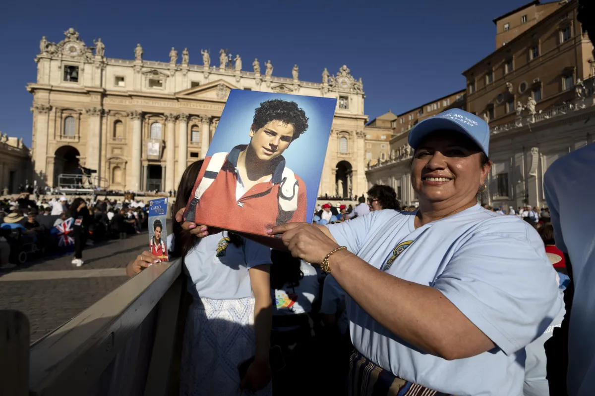 Carlo Acutis è Santo: Papa Leone ha proclamato il giovane durante la cerimonia in piazza San Pietro - La diretta