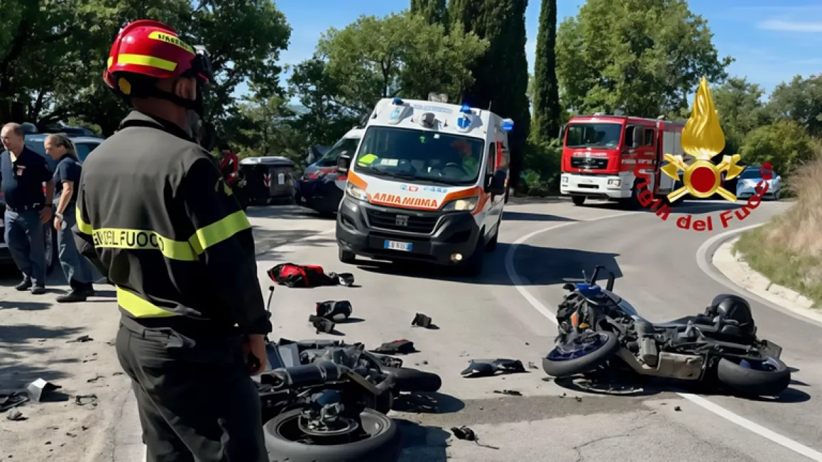  Incidente stradale sulle Apecchiese, scontro tra due moto in Umbria: tre feriti, uno grave