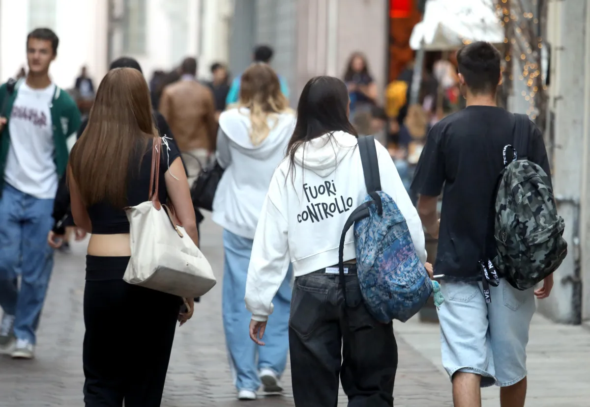 Primo giorno di scuola in Umbria, oltre 105mila studenti tornano fra i banchi