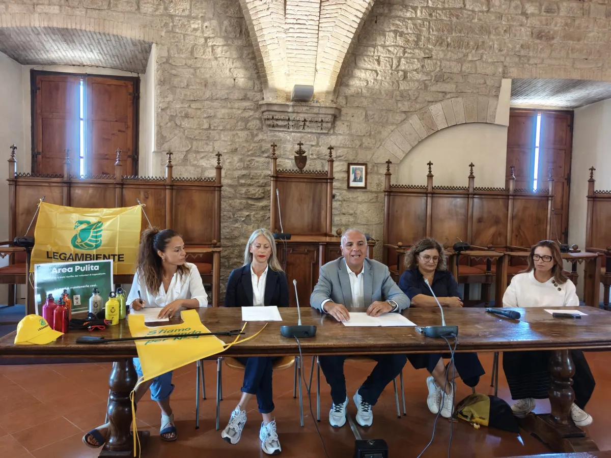 Gubbio scende in campo per Puliamo il Mondo: scuole, cittadini e Comune uniti per la più grande campagna ambientale