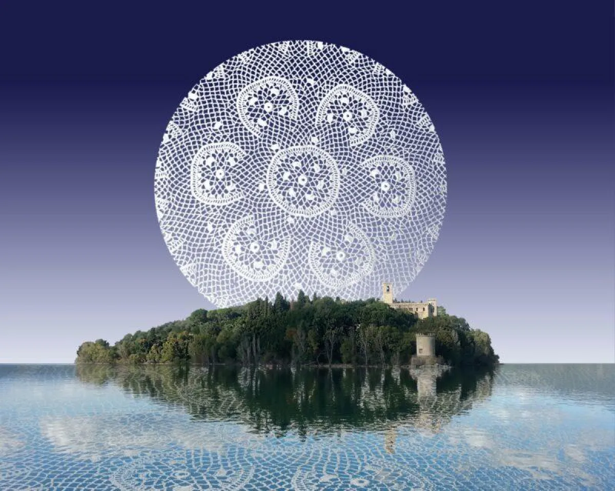 Isola Maggiore celebra l'arte del ricamo: grande successo e affluenza per la seconda edizione de "L'Isola del Merletto"