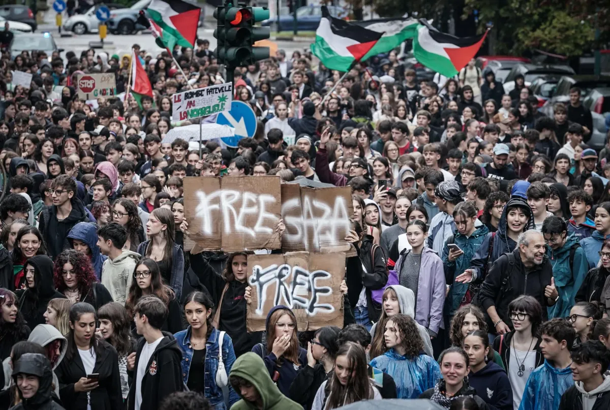 Umbria, in piazza per Gaza al grido "Free Palestine": i cortei a Perugia e Terni