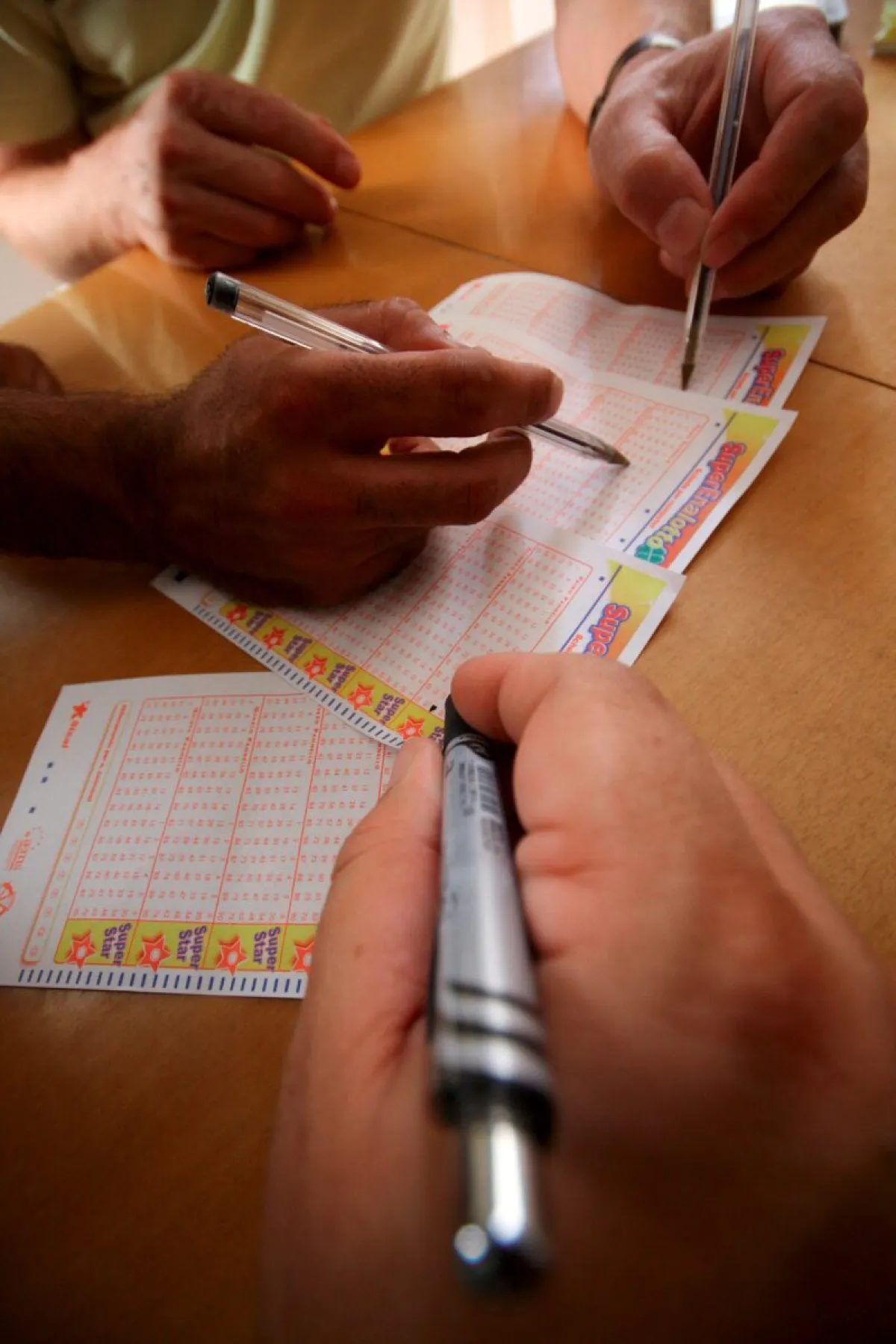 Terni, centrato un 5 al SuperEnalotto. Vinti 23mila euro