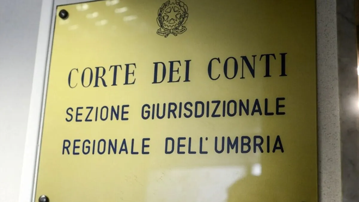 Terni, Corte dei conti condanna dirigente veterinario: riposi fantasma e ufficio ad uso privato