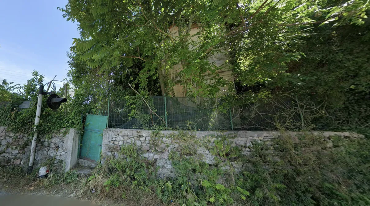 Terni, bonificato l’ex casello ferroviario di Santa Filomena: maxi operazione di polizia contro degrado e irregolarità