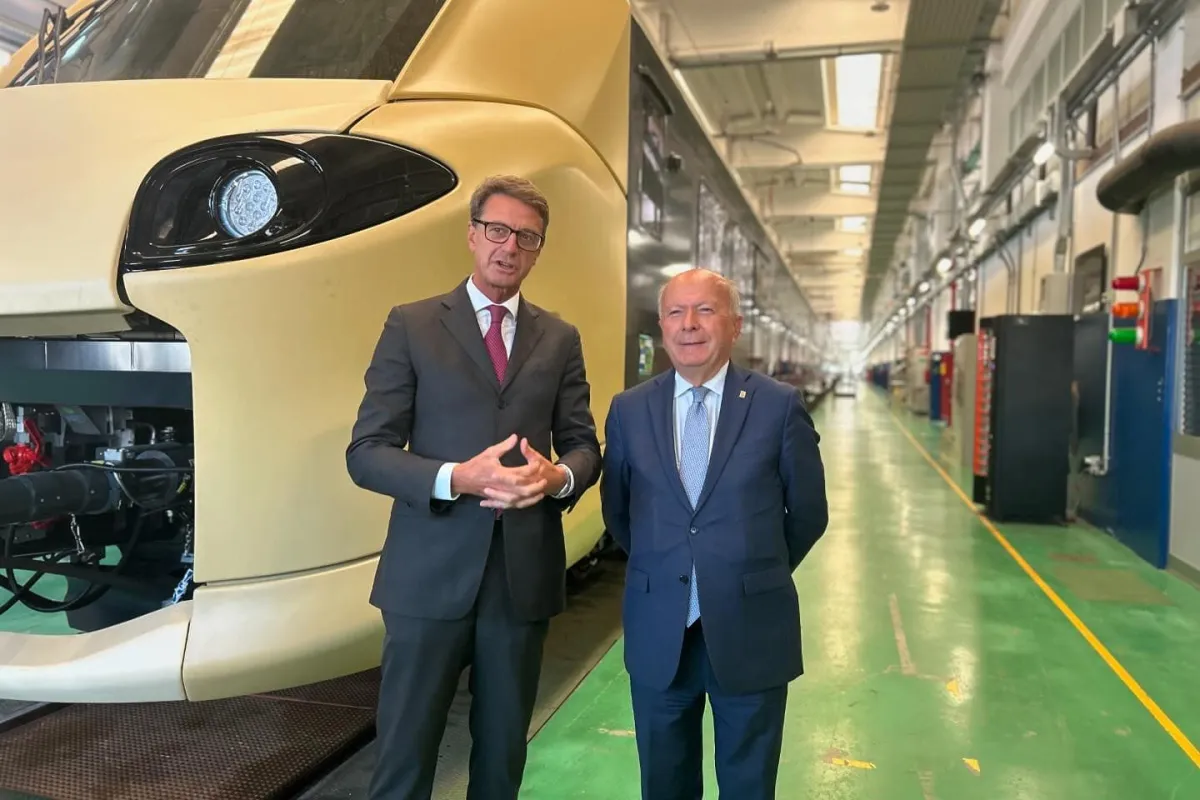 Nuovi treni regionali per l’Umbria: presentati i convogli da 200 kmh in servizio nel 2026 per i pendolari