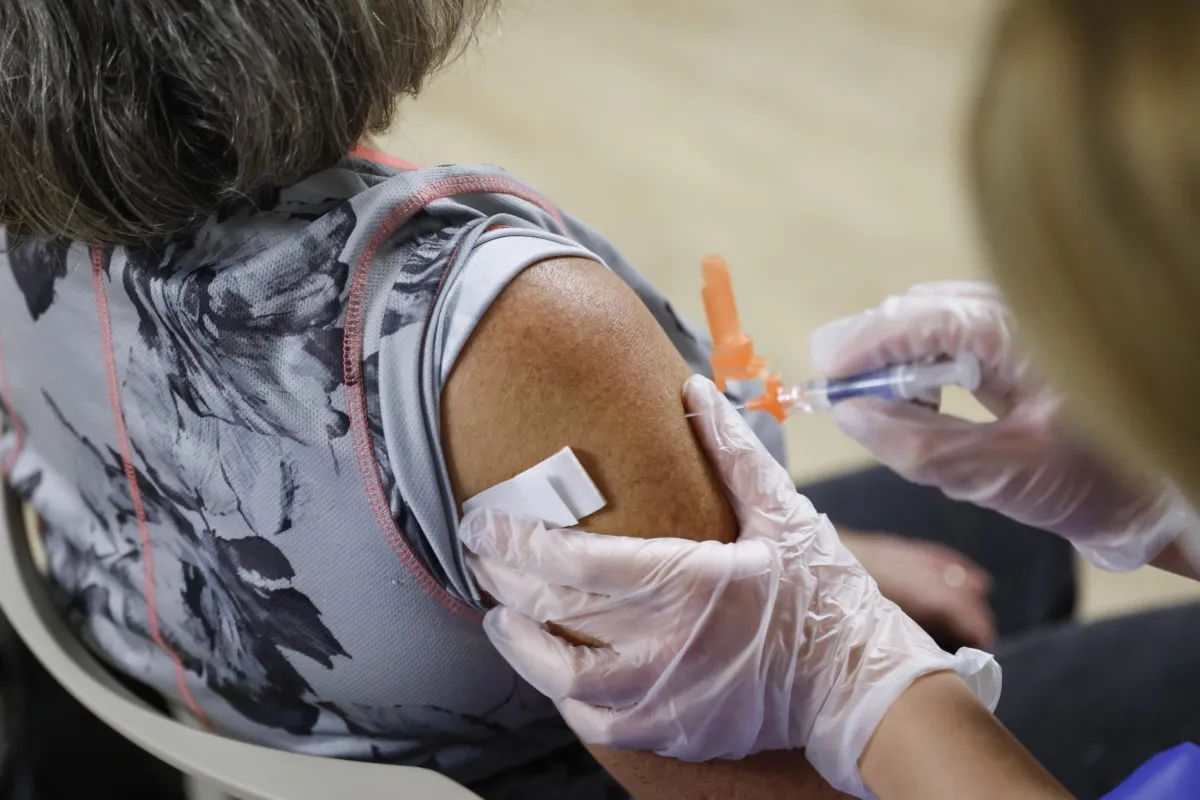 Vaccini antinfluenzali in Umbria, al via la campagna 2025-2026: “Proteggere anziani, bambini e fragili è una priorità”