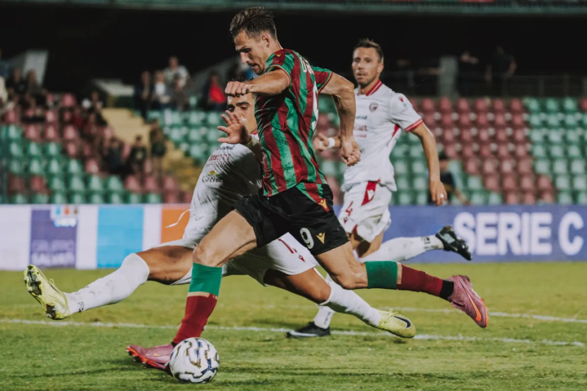 Ternana, Dubickas convocato in nazionale: chi guiderà l’attacco contro il Forlì?
