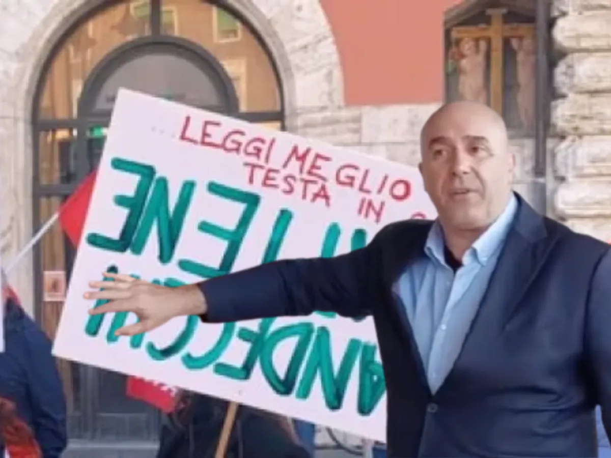 Terni, il sindaco Bandecchi non arretra: “Nonostante gli insulti e le minacce vado avanti”. La risposta della Sinistra