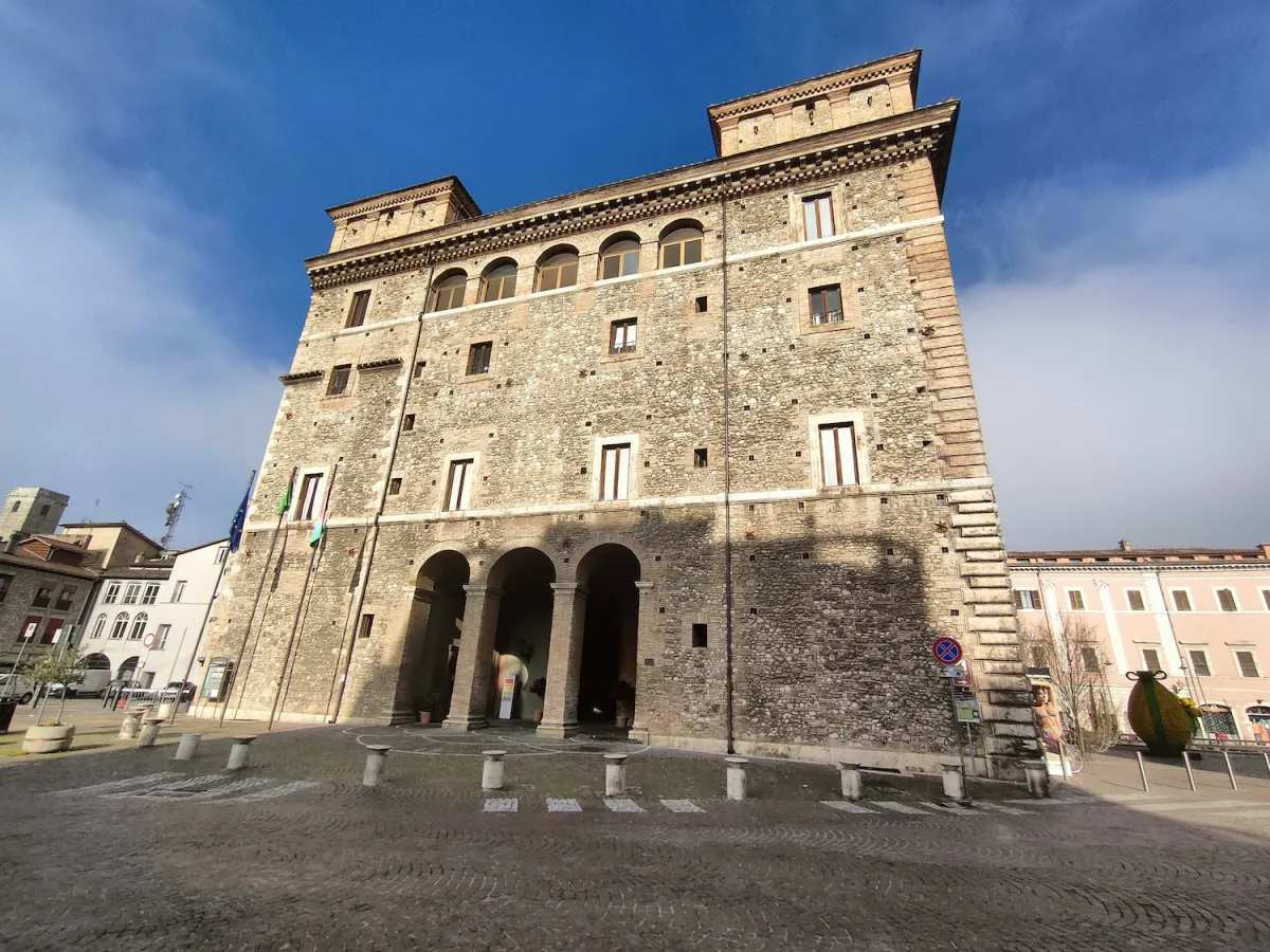 Comune di Terni, accordo da 3,6 milioni per indennità e salario accessorio: oltre 700 beneficiari tra dipendenti e dirigenti