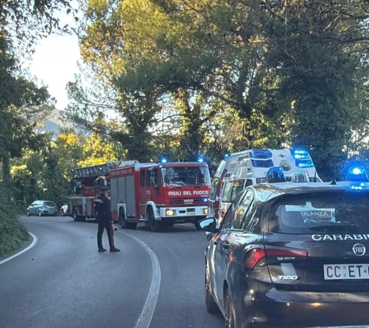 Narni, incidente stradale mortale: perde la vita una donna, grave un'amica