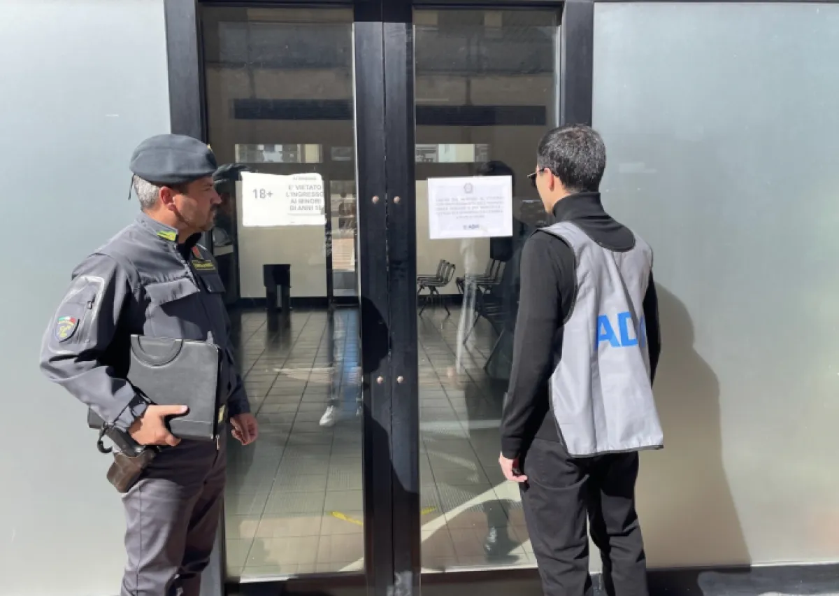 Terni, chiusa sala scommesse. Dentro c'erano due minorenni che avevano appena giocato