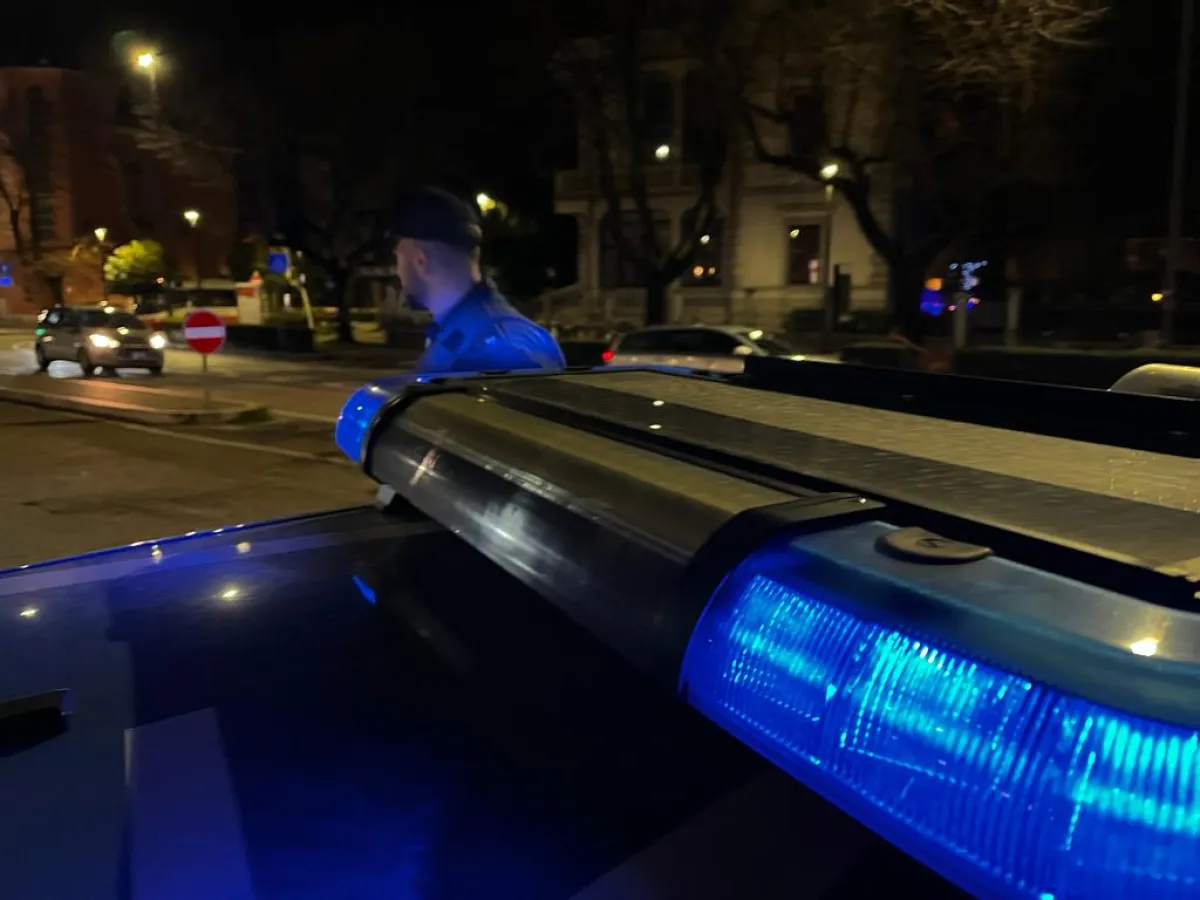 Foligno, sequestrati hashish e cocaina: arrestata ragazza 23enne, denunciato il padre 
