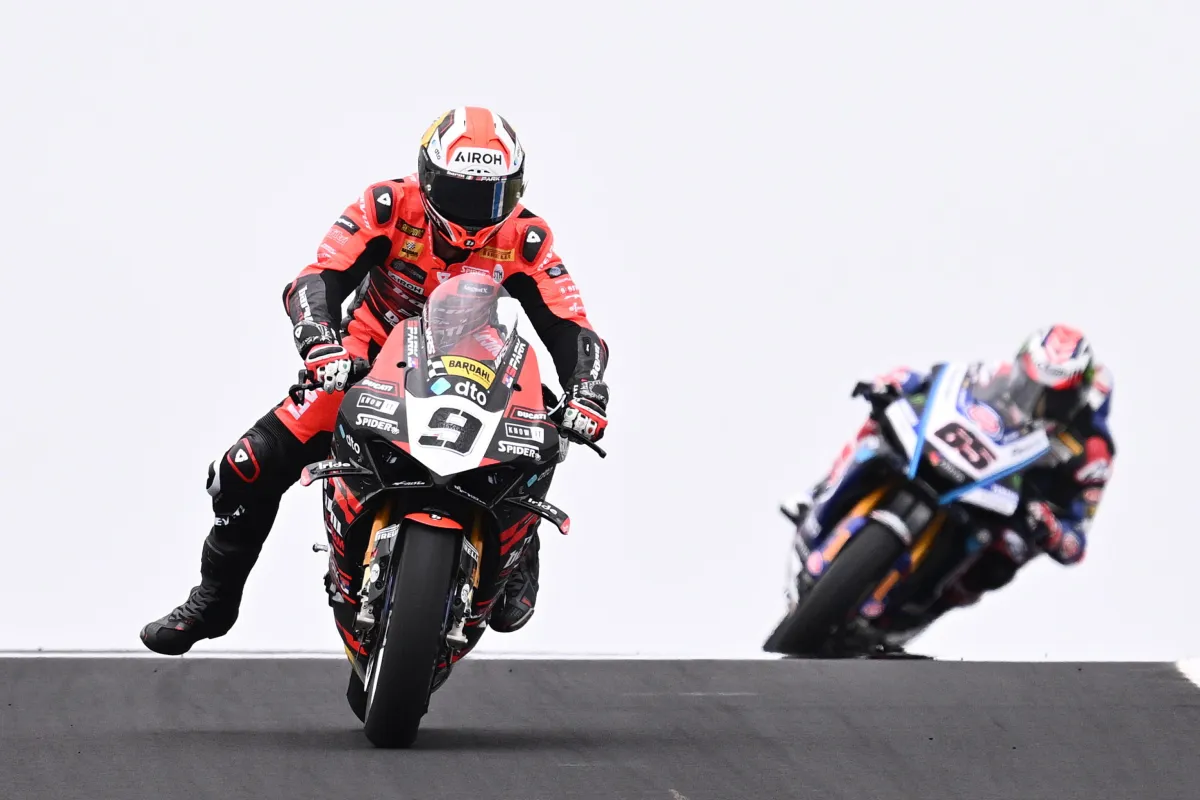 SBK, niente Estoril per Petrucci: ha provato a stringere i denti ma...