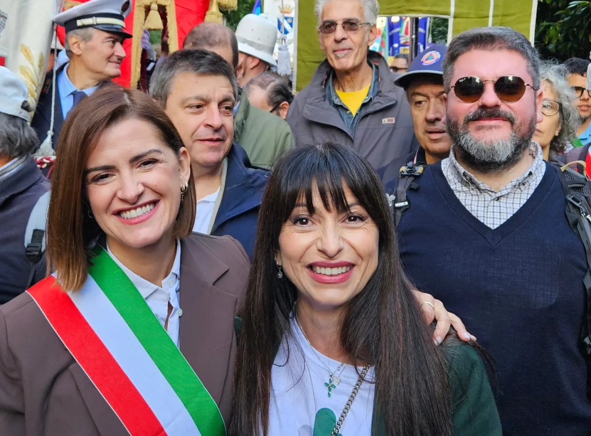 L’Umbria marcia per la pace: Proietti, De Luca e Ferdinandi in prima fila e Francesca Albanese parla del piano per Gaza
