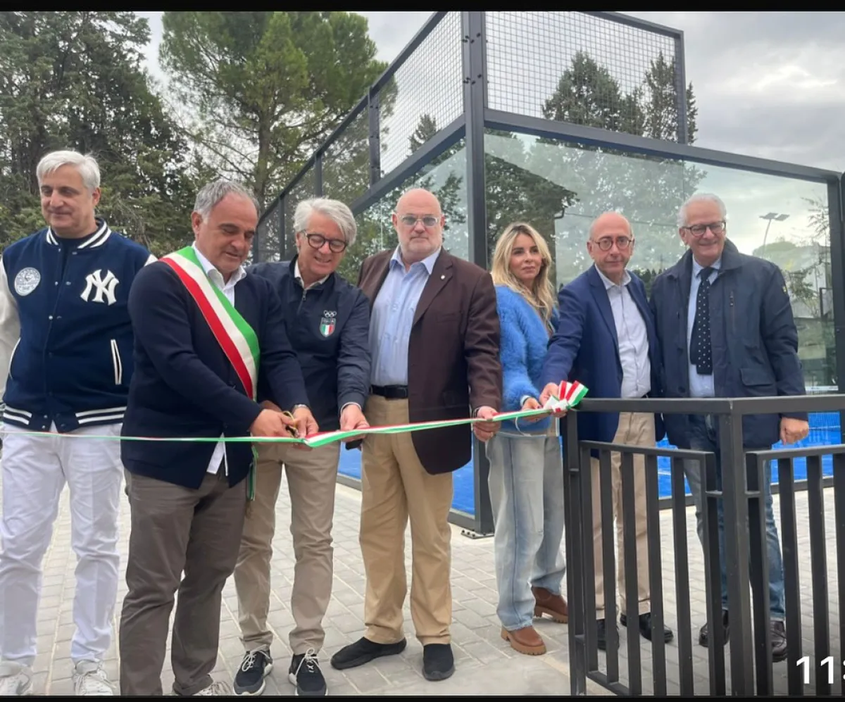 Terni, inaugurato il nuovo campo da padel in via Ippocrate. Schenardi: "Passo ulteriore per la riqualificazione degli spazi sportivi periferici"