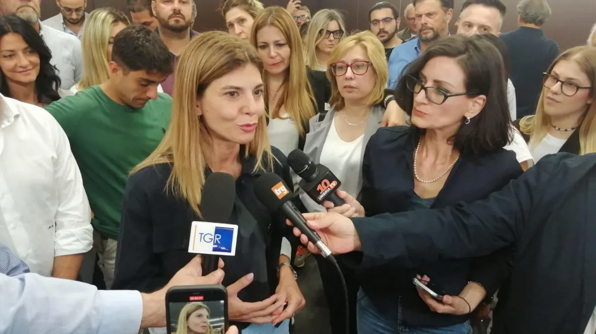 Perugia, approvata all'unanimità la proposta Scoccia: anticipo fino al 10% per i professionisti nei contratti di ingegneria e architettura