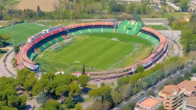 La prima grana dopo il ricorso della Regione: stadio Liberati fuori norma dalla prossima stagione