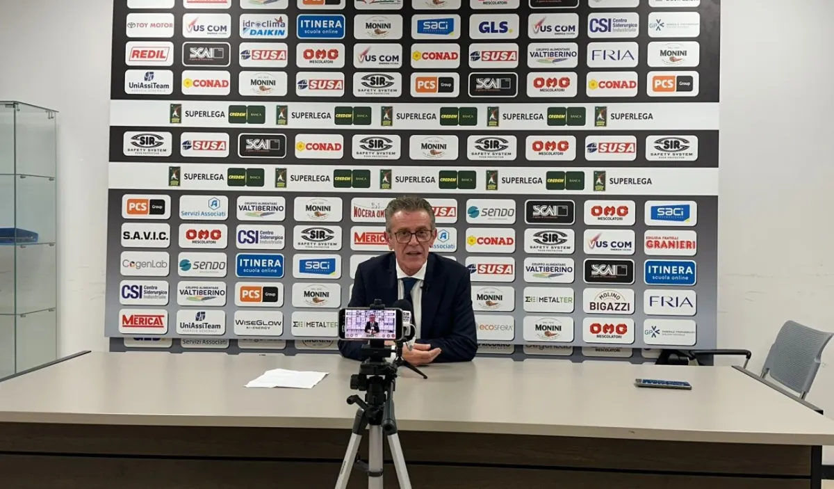 Sir, Lorenzetti prima della Lube: "Partita d'alto livello. L'approccio al match sarà fondamentale"