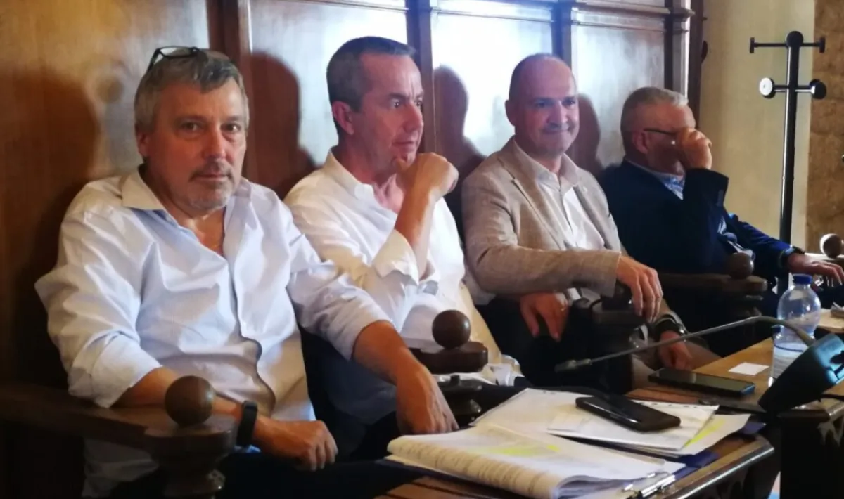 Dimissioni in maggioranza: Vittorio Tasso lascia il Consiglio comunale. Al suo posto subentra Viviana Ceccarini