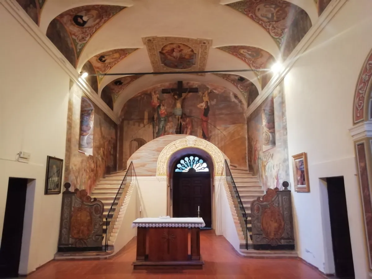 Bevagna, furto sacrilego nella chiesa del Monastero di Santa Margherita: trafugate ostie consacrate e vasi sacri