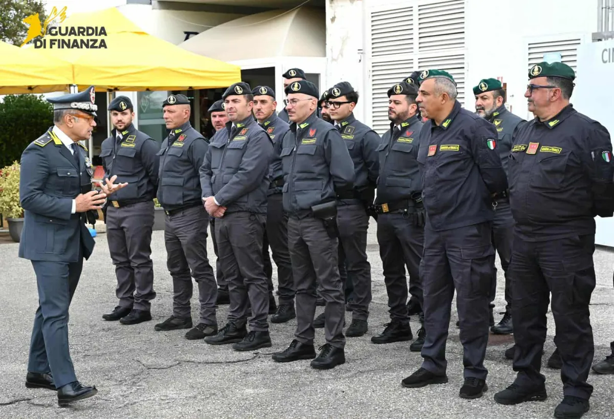 Guida sicura, all'Autodromo di Magione 33 finanzieri completano il percorso addestrativo