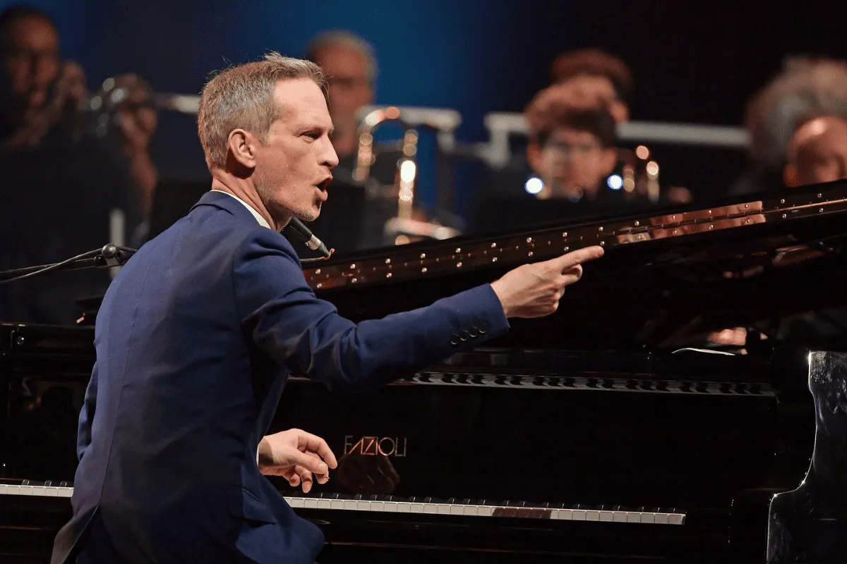 Spoleto Jazz 2025: Anthony Strong e Colours Jazz Orchestra, una notte swing al Teatro Menotti