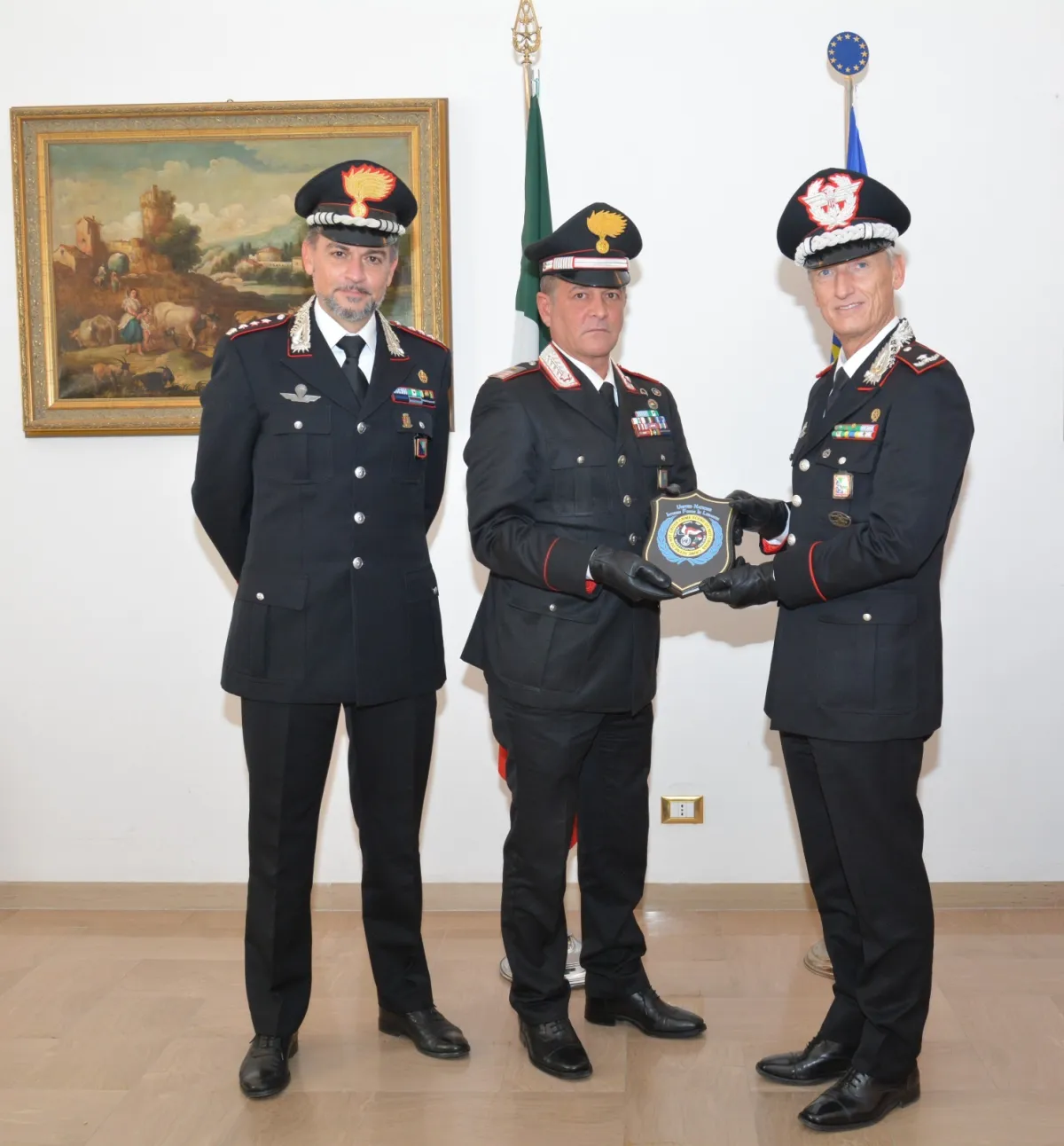 Perugia, il Generale Corbellotti incontra il Luogotenente Pistelli e ne elogia l’impegno in Libano: “Esempio di dedizione e professionalità”