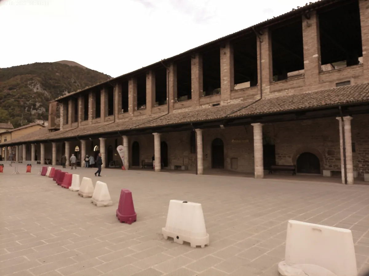 Gubbio, verso la pedonalizzazione di Piazza 40 Martiri: approvato l’Ordine del Giorno all’unanimità