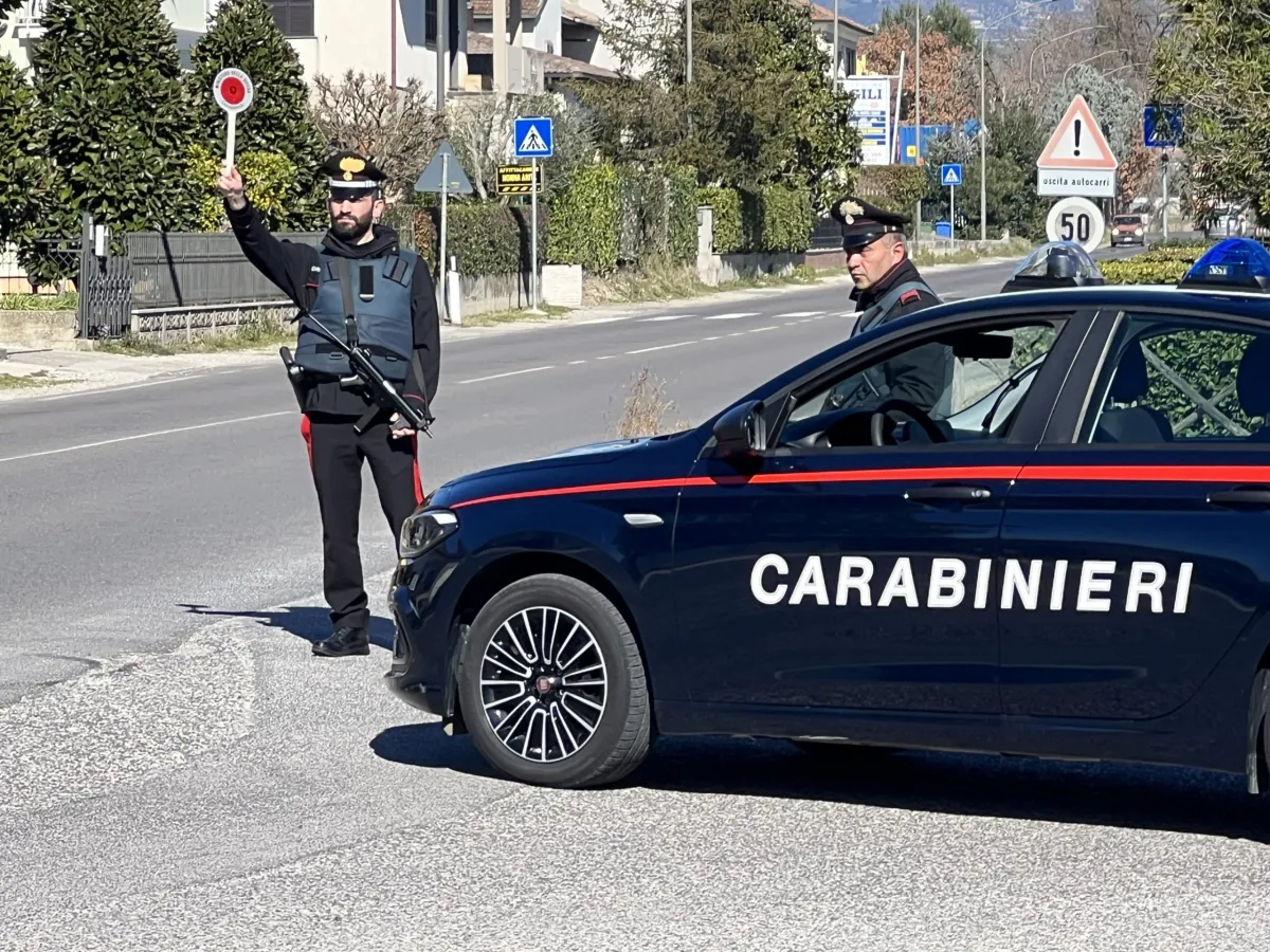 Narni Scalo, arrestate due persone per resistenza a pubblico ufficiale: non riconoscevano l'autorità dello Stato